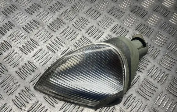 Renault Laguna I Front indicator light 7700820127 142238 2BA00684302