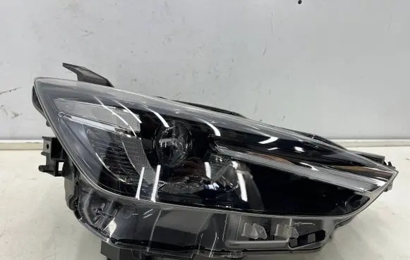 Mazda CX-3 Headlight/headlamp d10e-51030