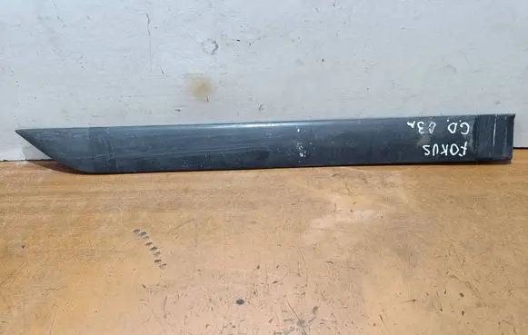 Ford Focus Rear door trim (molding) 98ABF25532