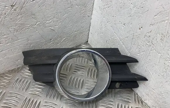 Opel Meriva A Front bumper lower grill 13193537 464549018