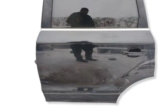 Audi Q7 4L Rear door 4L0833051