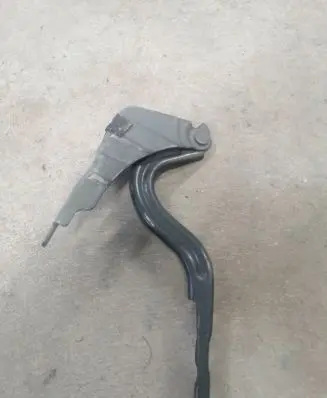 KIA Ceed Engine bonnet/hood hinges