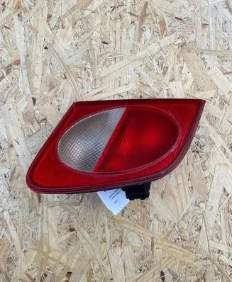 Mercedes-Benz E W210 Tailgate rear/tail lights A2108201164 197501K0