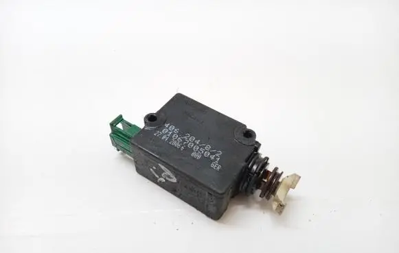 Land Rover Discovery 3 - LR3 Tailgate boot lock/latch motor 01067005041