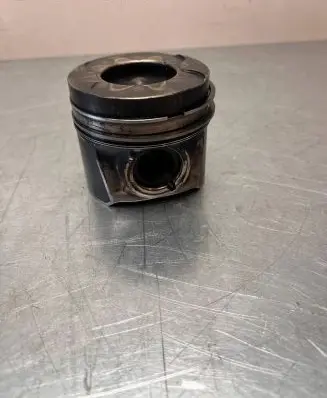 Mercedes-Benz B W246 W242 Piston 83L116