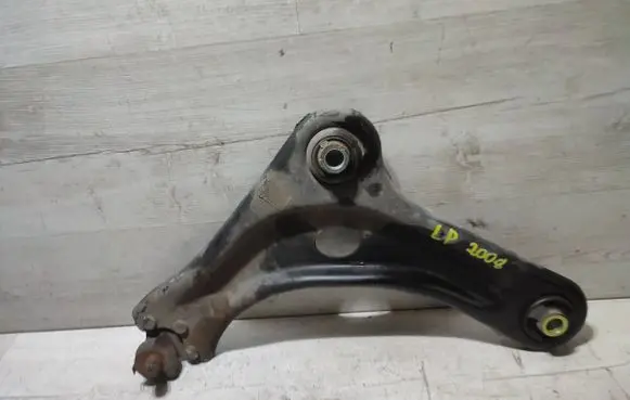 Peugeot 2008 I Front control arm LP3004
