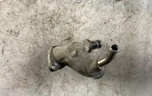 Toyota Land Cruiser (HDJ90) Engine coolant pipe/hose