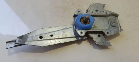Nissan Micra Sliding door window regulator with motor