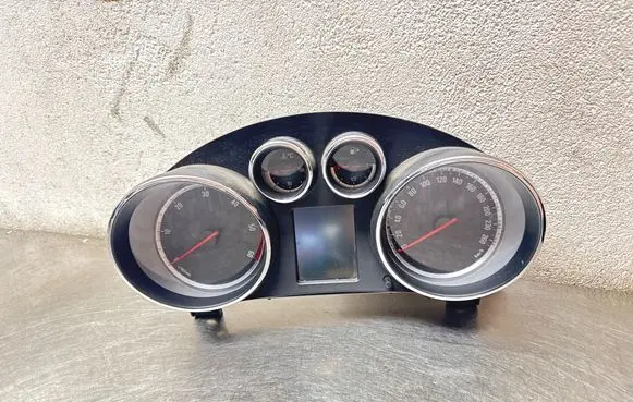 Opel Insignia A Speedometer (instrument cluster) 365903926 11312105956