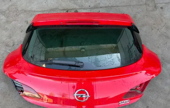 Opel Astra J Tailgate/trunk/boot lid KLAPABAGAZNIKAOPEL