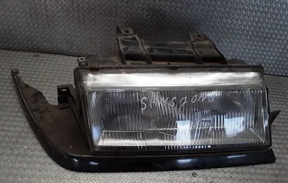 SsangYong Musso Headlight/headlamp 8310205300