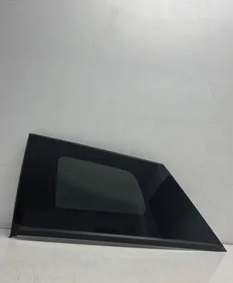 Renault Clio IV Rear side window 43R00101 DOT511M316AS3