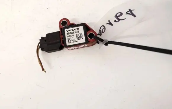 Volvo V50 Airbag deployment crash/impact sensor 30737138