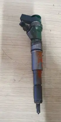 BMW 7 E65 E66 Fuel injector 7788812
