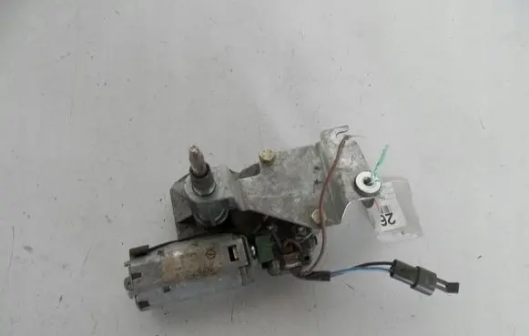 Opel Tigra A Rear window wiper motor 90482010