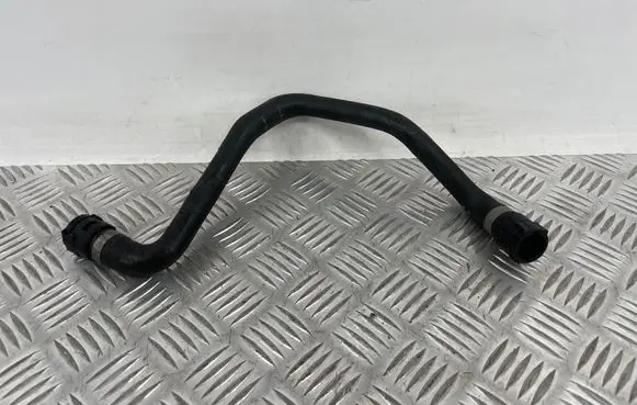 BMW 3 G20 G21 Engine coolant pipe/hose 8588860