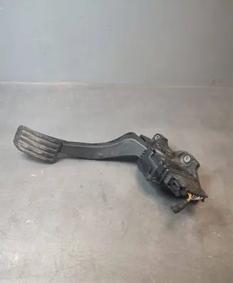 Ford S-MAX Accelerator throttle pedal 6G929F836LE