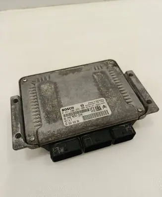 Peugeot 407 Engine control unit/module 0261208266 9658402880 9648554780