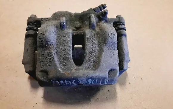 Renault Trafic II (X83) Front brake caliper