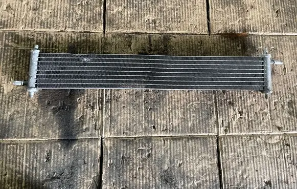 Land Rover Range Rover Sport L494 Power steering radiator 