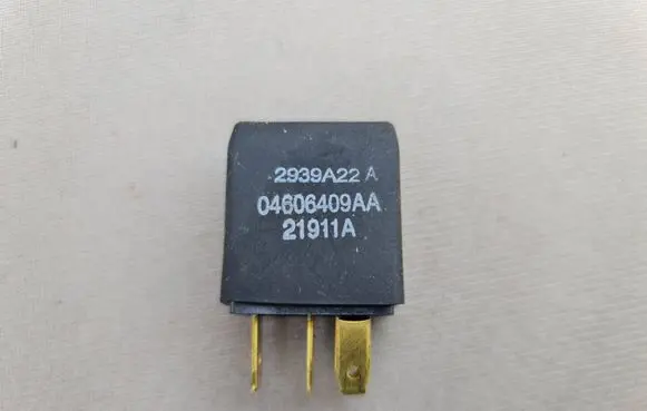 Chrysler 300M Other relay 04606409AA 21911A 2939A22A