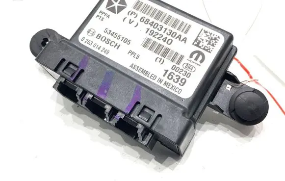 Jeep Compass Parking PDC control unit/module 68403130AA