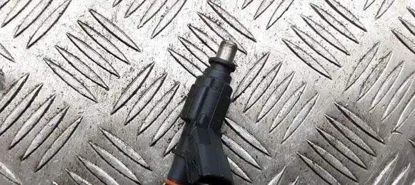 Toyota Corolla E120 E130 Fuel injector 232500D030 0280156019