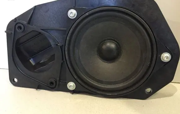 BMW 5 E60 E61 Parcel shelf speaker 65139141495 9141495 18820010