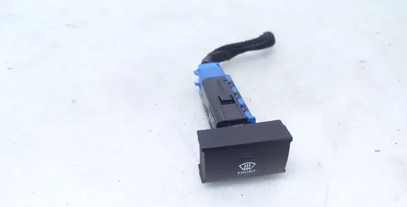 Hyundai Santa Fe Windscreen/window heater switch 202002962