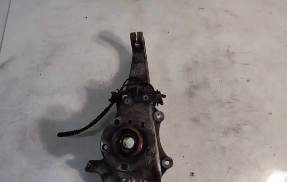 BMW 5 F10 F11 Front wheel hub