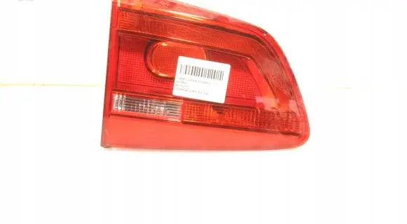 Volkswagen Touran II Rear/tail lights