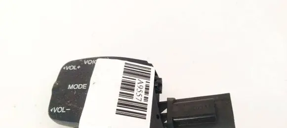 Ford Focus Multifunctional control switch/knob 758709