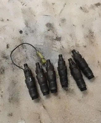 BMW 5 E34 Fuel injectors set 21S76