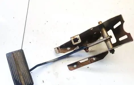 Chrysler Voyager Brake pedal 4683711a