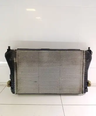 Volkswagen PASSAT B7 Intercooler radiator 3C0145805AN