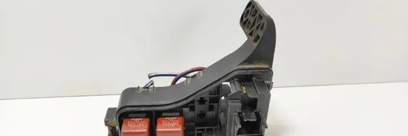 Toyota Corolla E120 E130 Fuse module
