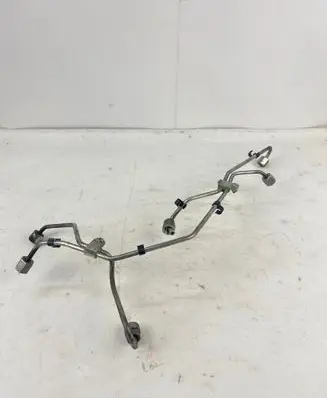 Audi Q5 SQ5 Fuel injector supply line/pipe 