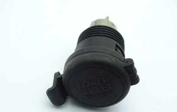 Nissan Note (E11) 12 V Socket (front) 