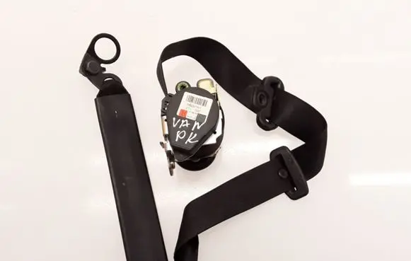 Mercedes-Benz Vaneo W414 Front seatbelt 4148600985