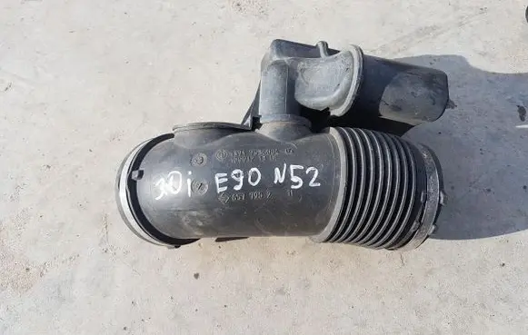 BMW 3 E90 E91 Air intake hose/pipe 7536004