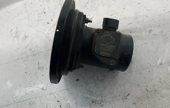 Nissan Terrano Mass air flow meter
