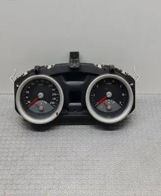 Renault Megane II Speedometer (instrument cluster) 8200364015 35110419 PEBC085897