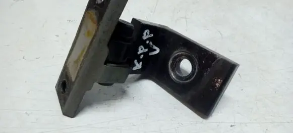 BMW X5 E70 Front door upper hinge