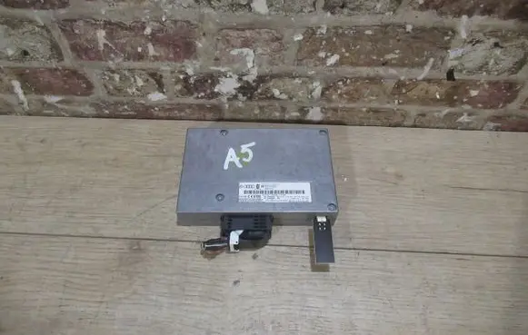 Audi A5 8T 8F Other devices 8T0862335A