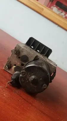 Mercedes-Benz E W210 ABS Pump 0044314812
