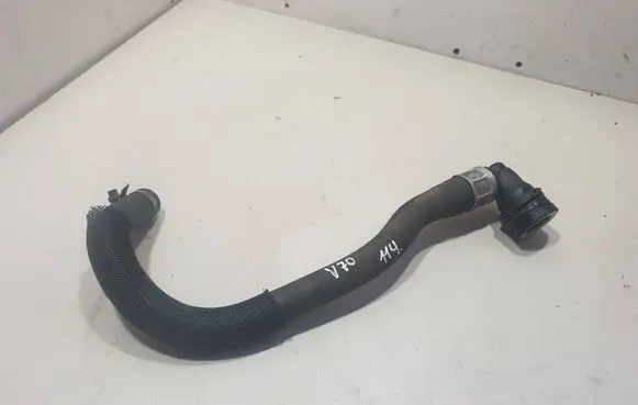 Volvo V70 Engine coolant pipe/hose 9475847