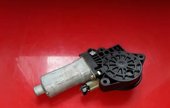 Hyundai Trajet Front door window regulator motor NOCODE