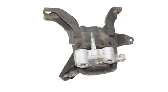 Lexus CT 200H Engine mount bracket
