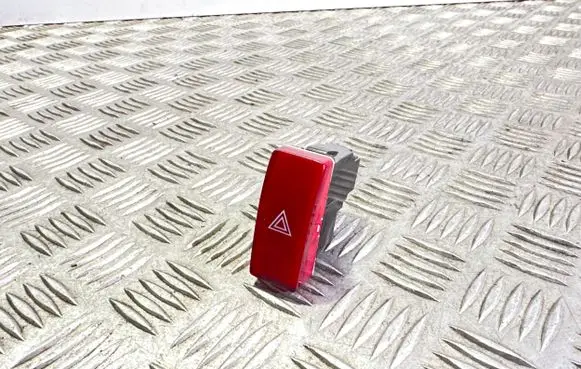 Honda CR-V Hazard light switch M33808