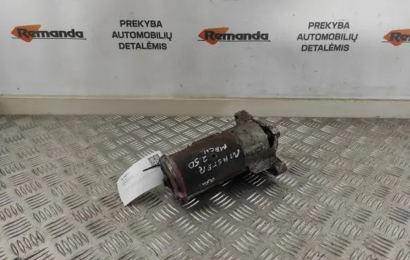 Renault Master II Starter motor D7R53 LRT00240